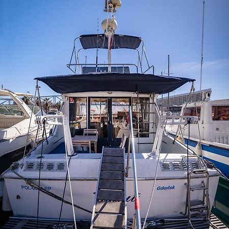Hotel Spacious And Charming Boat In Port Forum Sant Adria de Besos Exteriér fotografie