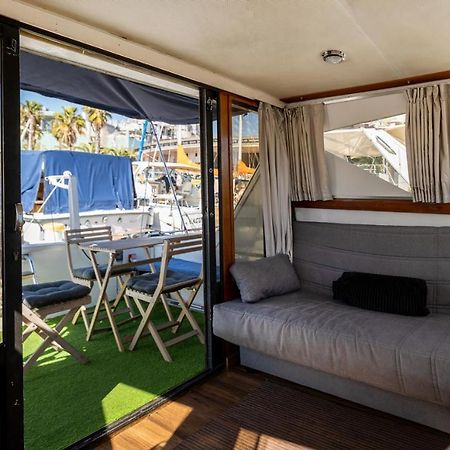 Hotel Spacious And Charming Boat In Port Forum Sant Adria de Besos Exteriér fotografie