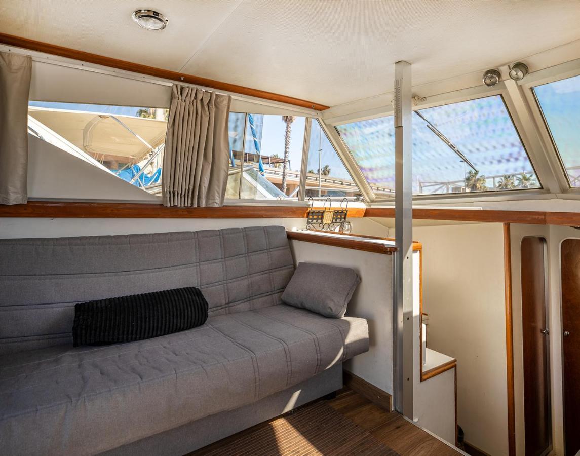Hotel Spacious And Charming Boat In Port Forum Sant Adria de Besos Exteriér fotografie